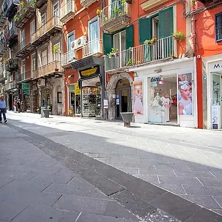 Napoli Affittacamere Frühstückspension 3*