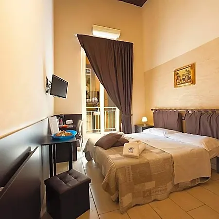 Napoli Affittacamere Frühstückspension 3*
