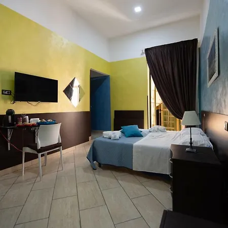 Napoli Affittacamere 3*